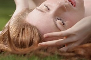 北条麻纪在早上倒垃圾的人妻